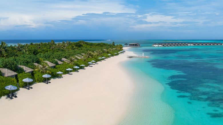 <b>Le Meridien Maldives Resort & Spa Beach</b>. Images powered by <a href="https://www.leonardoworldwide.com/" title="Leonardo Worldwide" target="_blank">Leonardo</a>.