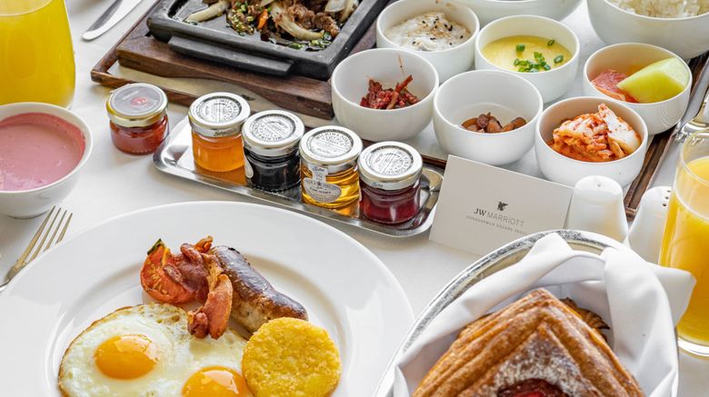 <b>JW Marriott Dongdaemun Square Seoul Restaurant</b>. Images powered by <a href="https://www.leonardoworldwide.com/" title="Leonardo Worldwide" target="_blank">Leonardo</a>.