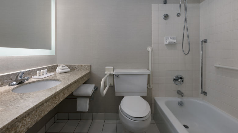 <b>Holiday Inn Des Moines Room</b>. Images powered by <a href="https://www.leonardoworldwide.com/" title="Leonardo Worldwide" target="_blank">Leonardo</a>.
