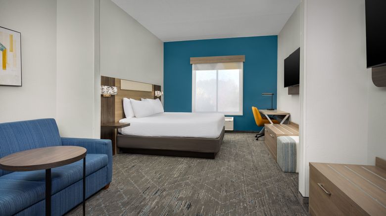 <b>Holiday Inn Express & Suites Greensboro Suite</b>. Images powered by <a href="https://www.leonardoworldwide.com/" title="Leonardo Worldwide" target="_blank">Leonardo</a>.