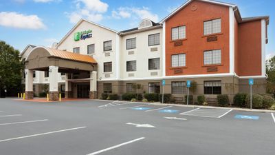 Holiday Inn Express & Stes Acworth