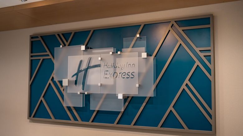 <b>Holiday Inn Express & Suites Exterior</b>. Images powered by <a href="https://www.leonardoworldwide.com/" title="Leonardo Worldwide" target="_blank">Leonardo</a>.