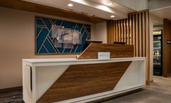 Holiday Inn Express & Suites