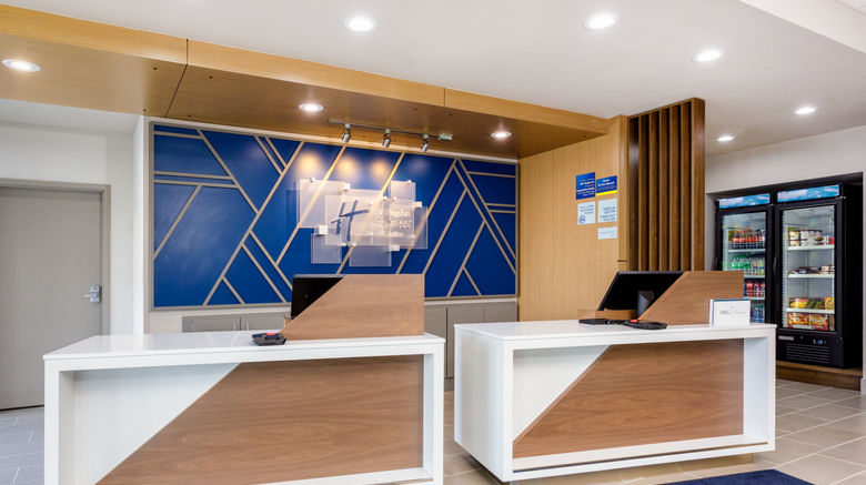 <b>Holiday Inn Express & Suites Tampa Exterior</b>. Images powered by <a href="https://www.leonardoworldwide.com/" title="Leonardo Worldwide" target="_blank">Leonardo</a>.