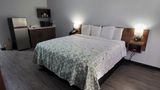HomeTowne Studios Prattville Room