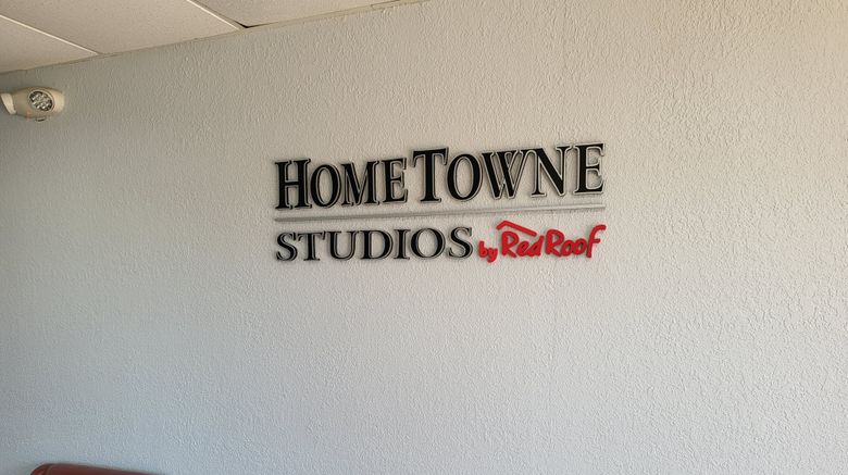 <b>HomeTowne Studios Prattville Lobby</b>. Images powered by <a href="https://www.leonardoworldwide.com/" title="Leonardo Worldwide" target="_blank">Leonardo</a>.