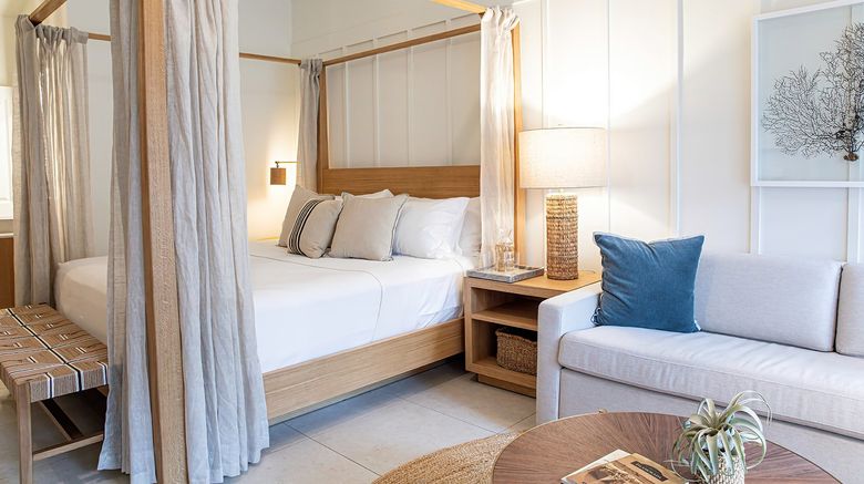 <b>Islander Resort Room</b>. Images powered by <a href="https://www.leonardoworldwide.com/" title="Leonardo Worldwide" target="_blank">Leonardo</a>.
