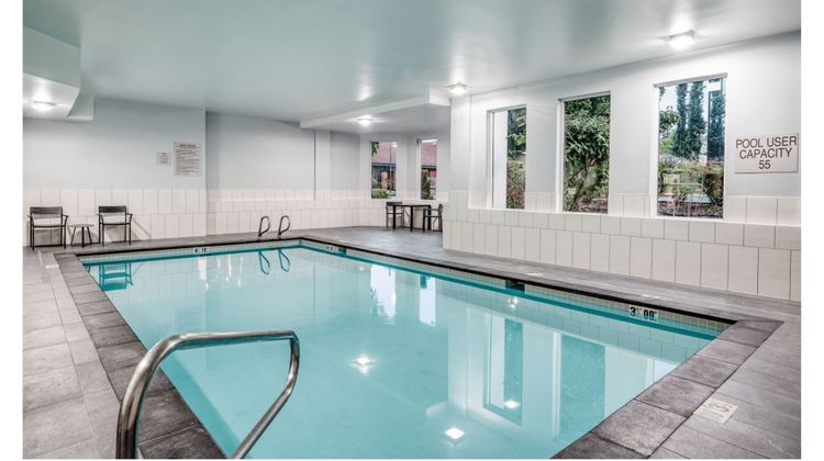 Holiday Inn Express Federal Way Pool