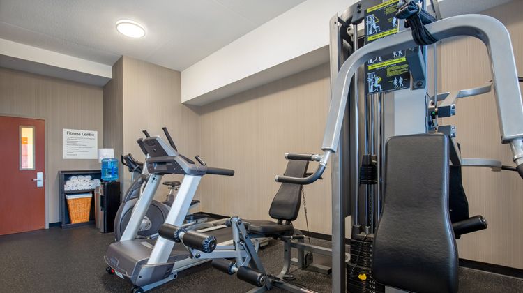 Holiday Inn Express & Suites Barrie Health Club