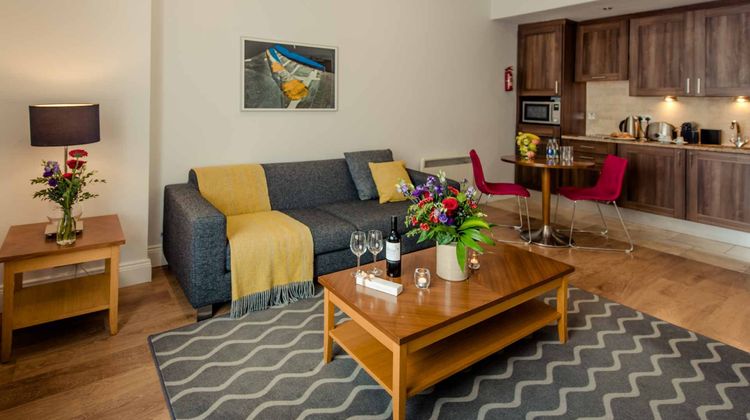 Premier Suites Dublin Leeson Street Room