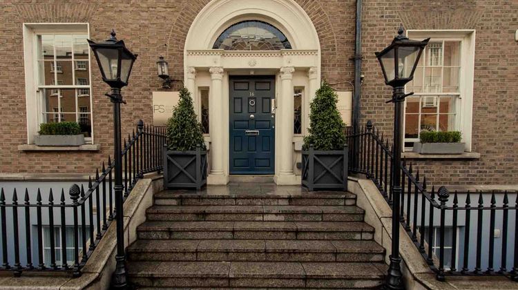 Premier Suites Dublin Leeson Street Exterior