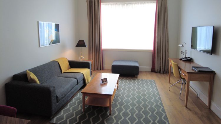 Premier Suites Dublin Leeson Street Room
