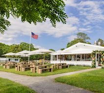 East Hampton Point Hotel Exterior