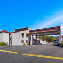 Red Roof Inn & Suites Monroe, NC