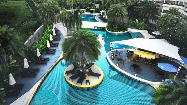 Holiday Inn Resort Phuket Surin Beach Pool