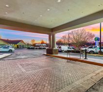 Holiday Inn Express New Albany Exterior