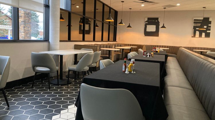 Crowne Plaza Hotel Auburn Hills Restaurant