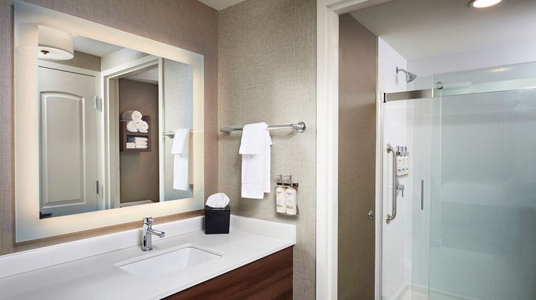 Staybridge Suites Niagara-on-the-Lake Room