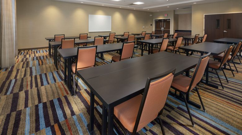 <b>Fairfield Inn/Suites Asheville Tunnel Rd Meeting</b>. Images powered by <a href="https://www.leonardoworldwide.com/" title="Leonardo Worldwide" target="_blank">Leonardo</a>.