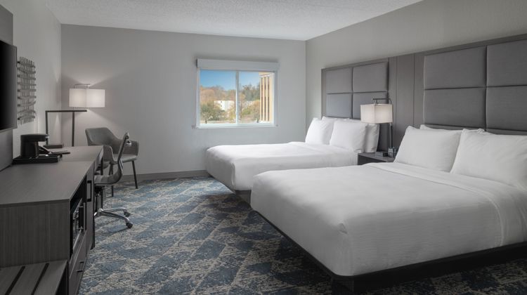 Fairfield Inn & Suites Framingham Room