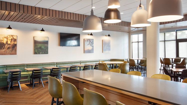 Fairfield Inn & Suites West Palm Beach Restaurant