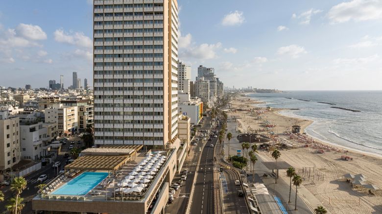<b>Sheraton Tel Aviv Pool</b>. Images powered by <a href=https://www.travelagewest.com/Hotels/Tel-Aviv-Israel/
