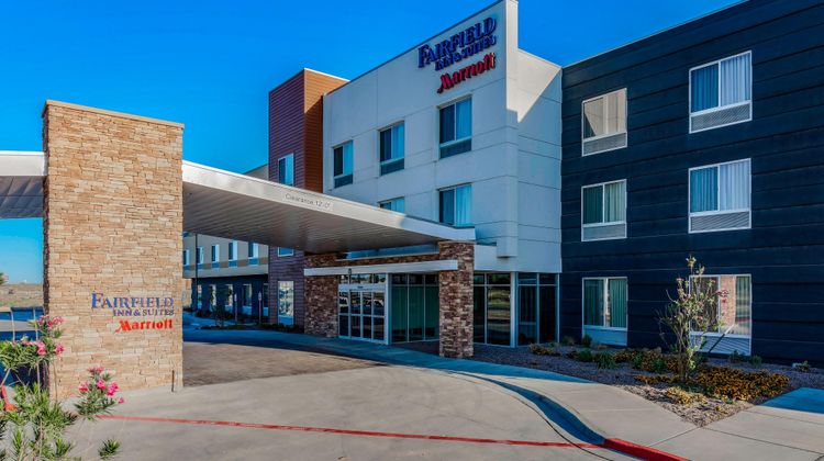 Fairfield Inn & Suites Pecos Exterior