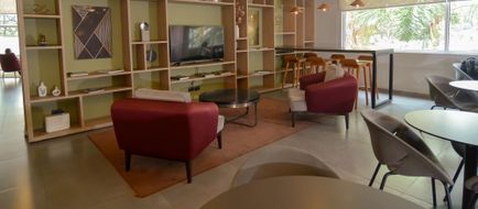 City Express Plus by Marriott Lobby