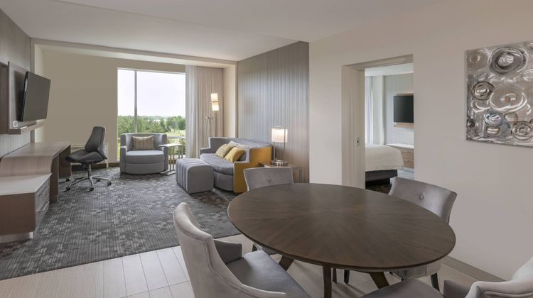 Courtyard by Marriott Burlington Room