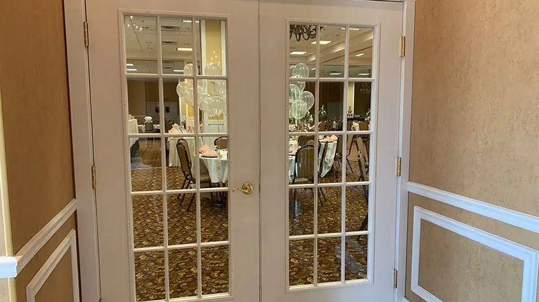 <b>Town & Country Inn & Suites Ballroom</b>. Images powered by <a href="https://www.leonardoworldwide.com/" title="Leonardo Worldwide" target="_blank">Leonardo</a>.