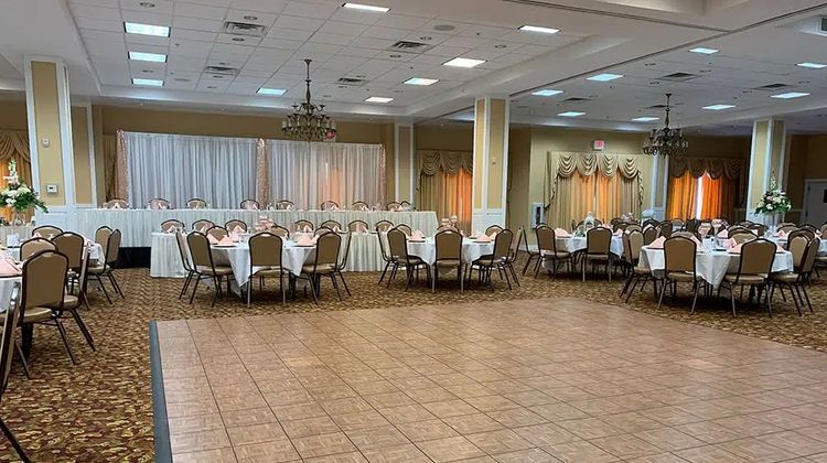Town & Country Inn & Suites Ballroom