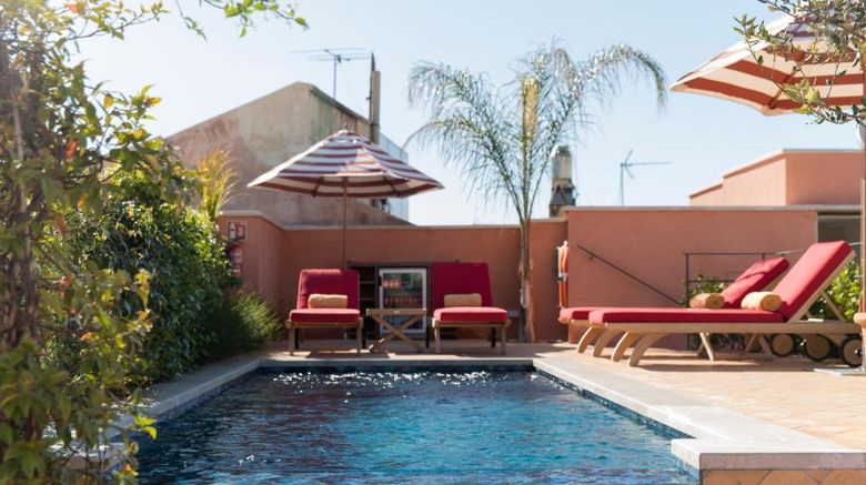 <b>Cappuccino Pool</b>. Images powered by <a href="https://www.leonardoworldwide.com/" title="Leonardo Worldwide" target="_blank">Leonardo</a>.