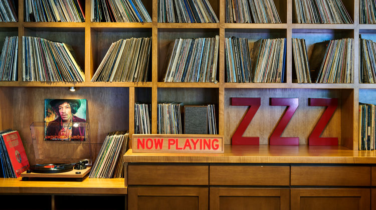Hotel Ziggy on Sunset Lobby