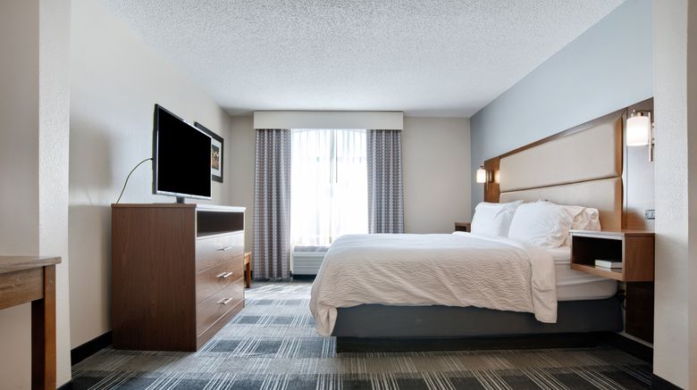 <b>Holiday Inn Express & Suites I-65 Room</b>. Images powered by <a href="https://www.leonardoworldwide.com/" title="Leonardo Worldwide" target="_blank">Leonardo</a>.