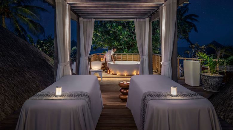 <b>Four Seasons Resort at Kuda Huraa Restaurant</b>. Images powered by <a href="https://www.leonardoworldwide.com/" title="Leonardo Worldwide" target="_blank">Leonardo</a>.