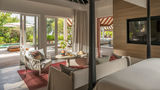 <b>Four Seasons Resort at Landaa Giraavaru Room</b>. Images powered by <a href="https://www.leonardoworldwide.com/" title="Leonardo Worldwide" target="_blank">Leonardo</a>.