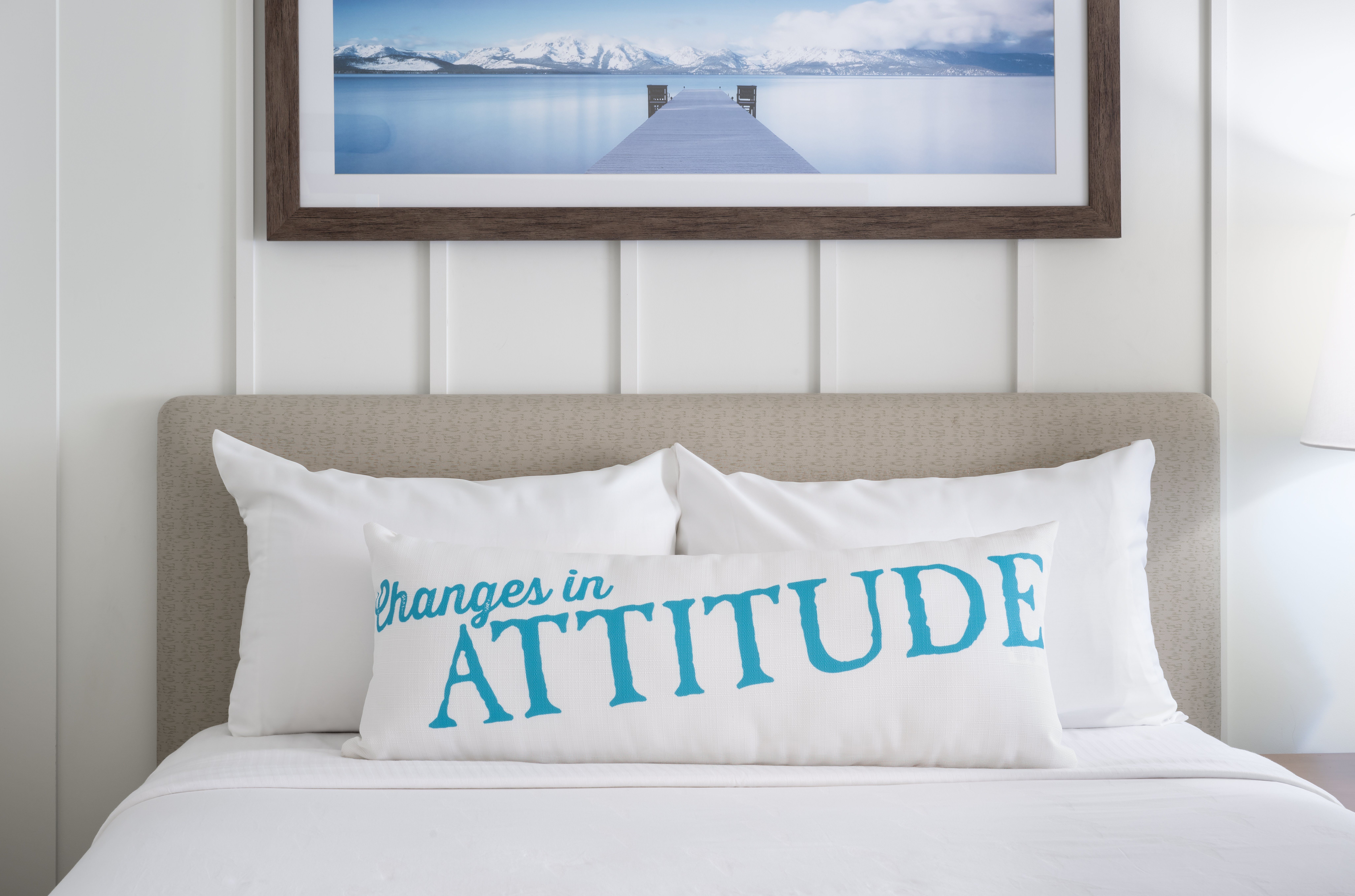 Margaritaville hotel pillows hot sale