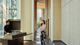 <b>COMO Metropolitan Singapore Lobby</b>. Images powered by <a href="https://www.leonardoworldwide.com/" title="Leonardo Worldwide" target="_blank">Leonardo</a>.