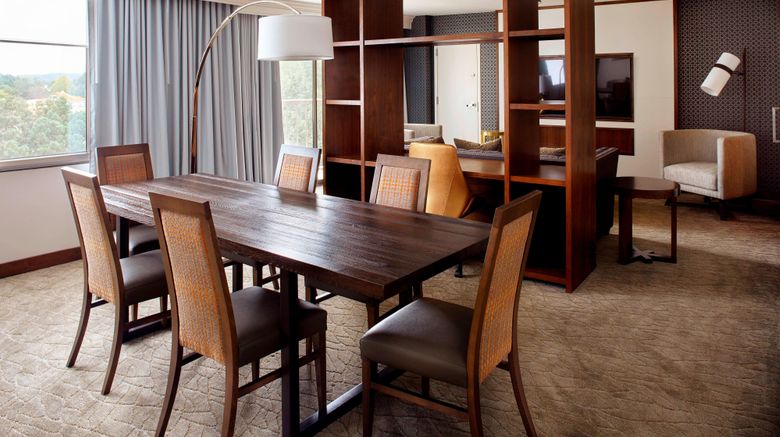 <b>Raleigh Marriott Crabtree Valley Suite</b>. Images powered by <a href="https://www.leonardoworldwide.com/" title="Leonardo Worldwide" target="_blank">Leonardo</a>.