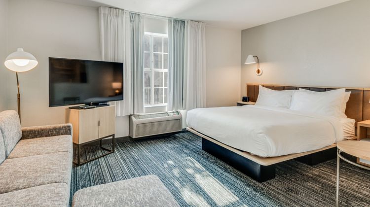 TownePlace Suites by Marriott Arlington Suite