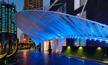 W Doha