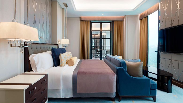 <b>The St. Regis Kuala Lumpur Suite</b>. Images powered by <a href="https://www.leonardoworldwide.com/" title="Leonardo Worldwide" target="_blank">Leonardo</a>.