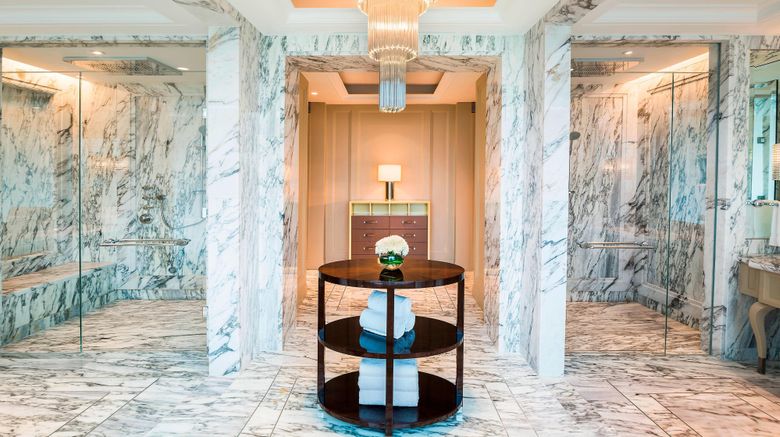 <b>The St. Regis Kuala Lumpur Room</b>. Images powered by <a href="https://www.leonardoworldwide.com/" title="Leonardo Worldwide" target="_blank">Leonardo</a>.