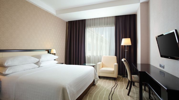 Four Points by Sheraton Medan Room