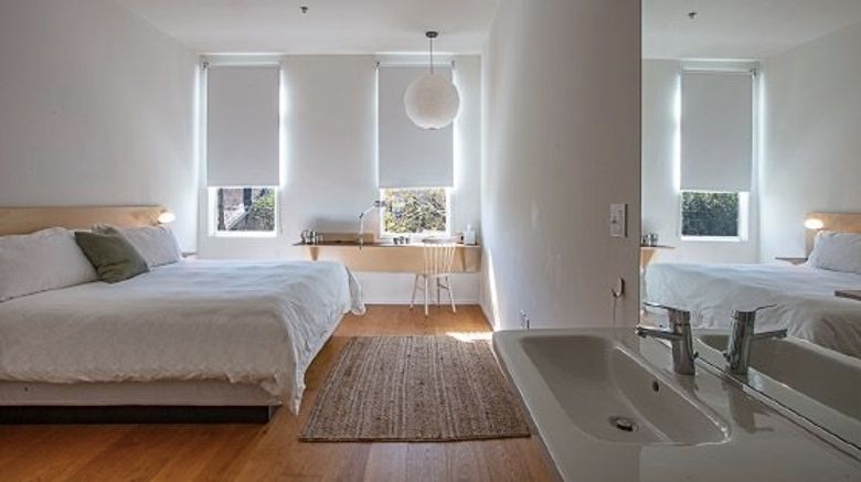 <b>Travelers New Orleans Room</b>. Images powered by <a href="https://www.leonardoworldwide.com/" title="Leonardo Worldwide" target="_blank">Leonardo</a>.