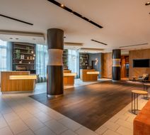 Courtyard by Marriott Cologne Lobby