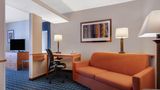 Fairfield Inn-Suites Detroit Metro Arpt Room
