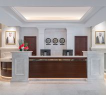 Riviera Rayhaan by Rotana Lobby