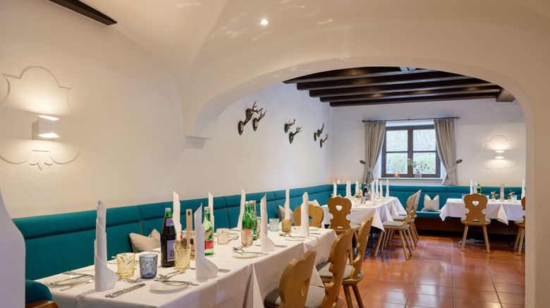 <b>Arabella Jagdhof Resort Restaurant</b>. Images powered by <a href="https://www.leonardoworldwide.com/" title="Leonardo Worldwide" target="_blank">Leonardo</a>.