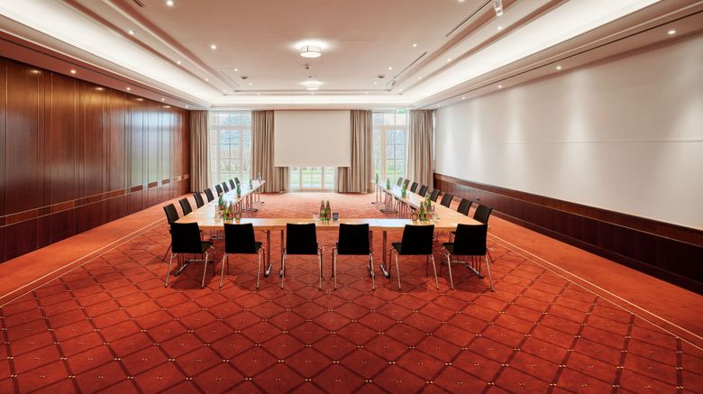 <b>Arabella Jagdhof Resort Meeting</b>. Images powered by <a href="https://www.leonardoworldwide.com/" title="Leonardo Worldwide" target="_blank">Leonardo</a>.
